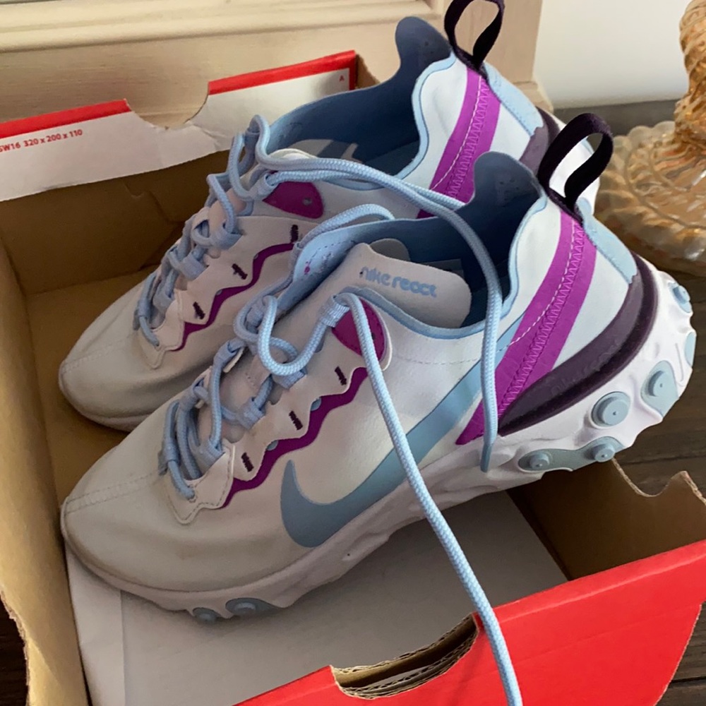 Nike React Element 55